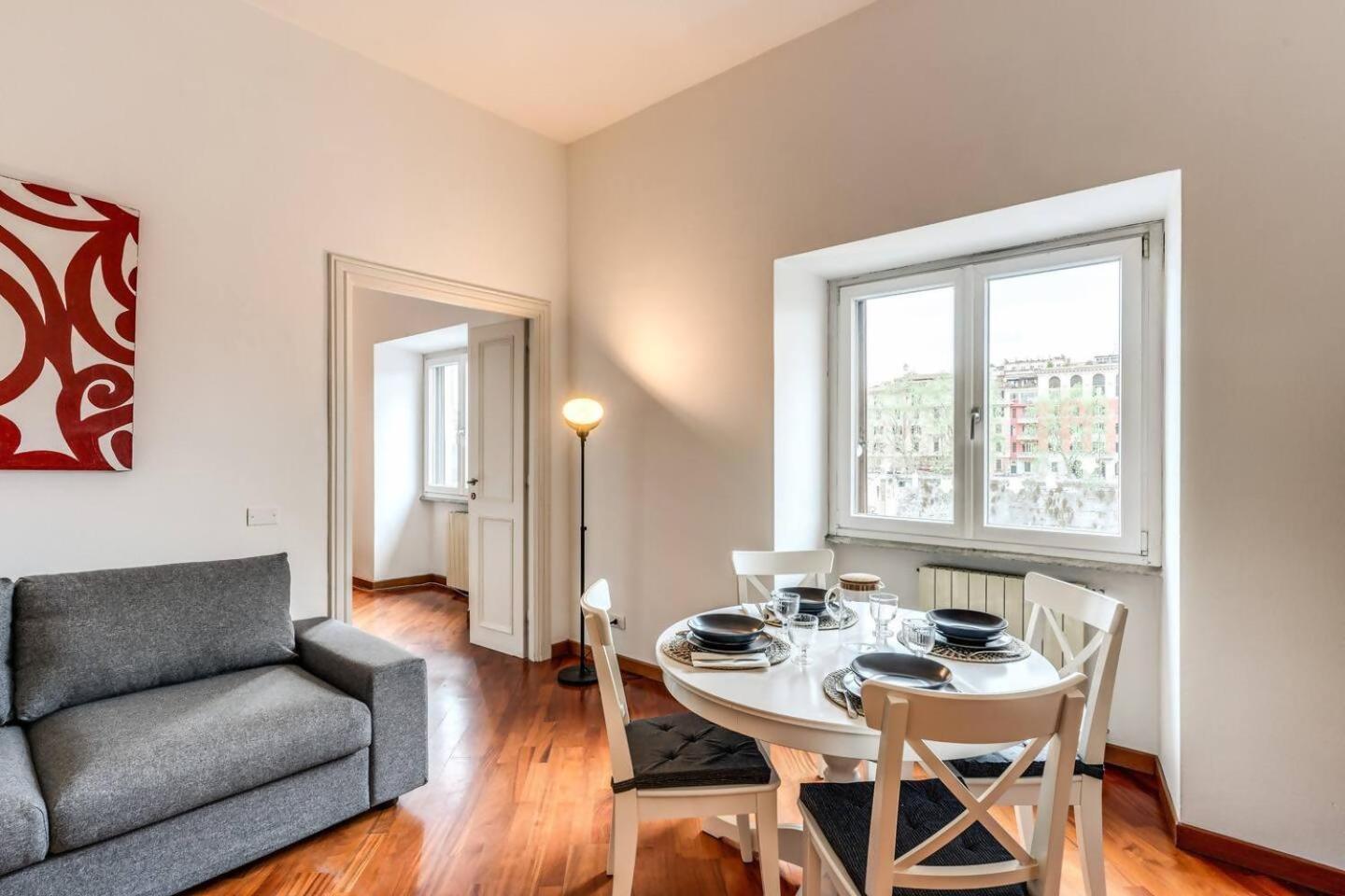 Splendid Flat On The Tiber River روما المظهر الخارجي الصورة